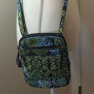 NWOT Vera Bradley mini hipster.